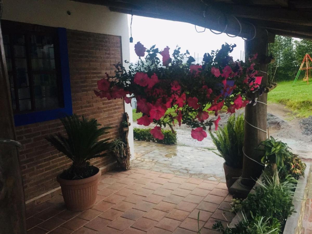 OYO Hotel Vista Markés Zacatlán Buitenkant foto
